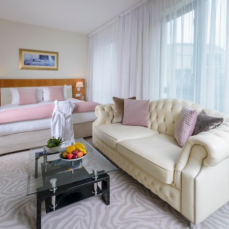 The Ellison Otel Castlebar Dış mekan fotoğraf